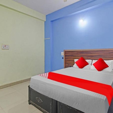 Hotel O Satya Inn Karimnagar Eksteriør billede
