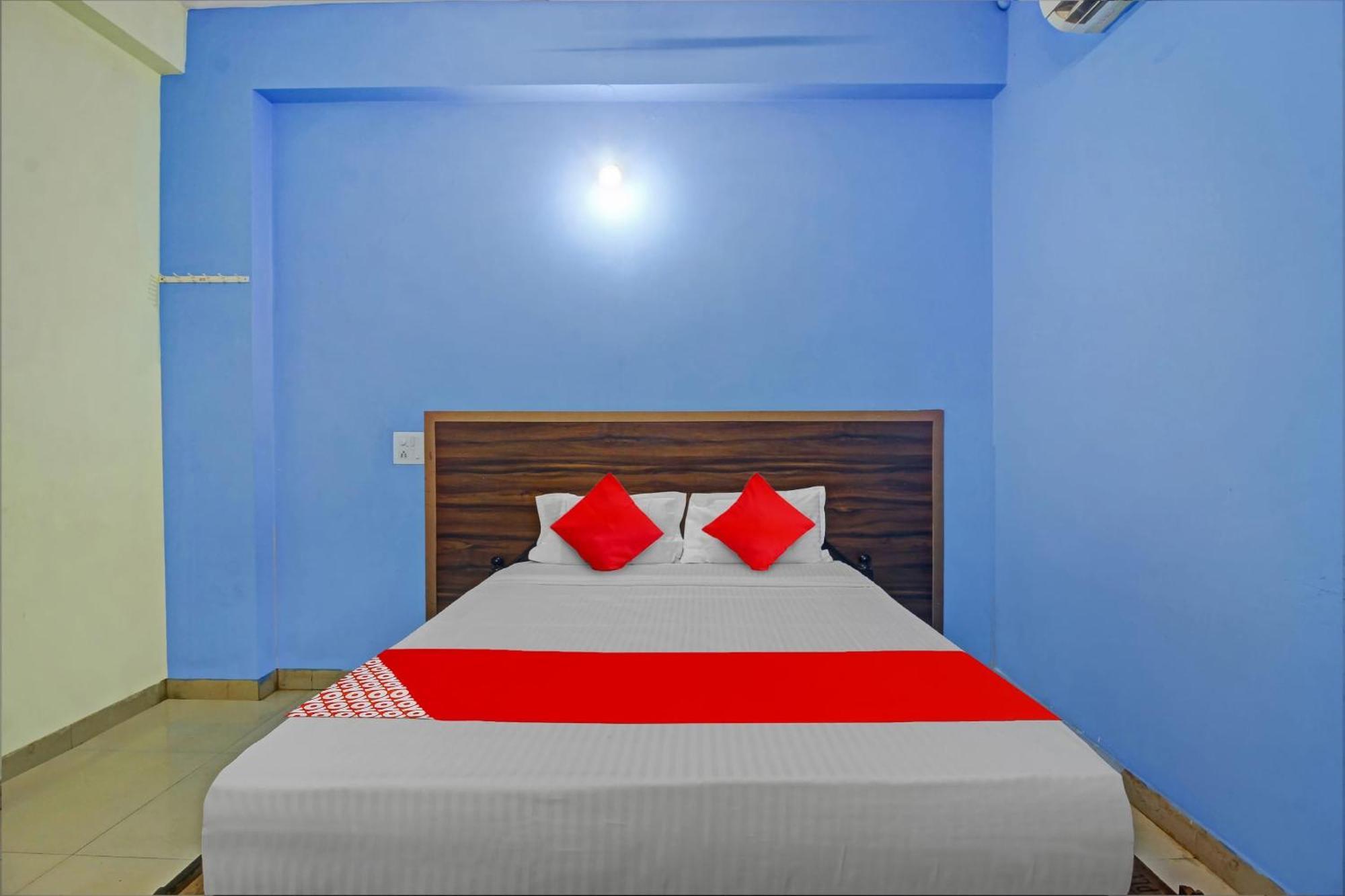 Hotel O Satya Inn Karimnagar Eksteriør billede