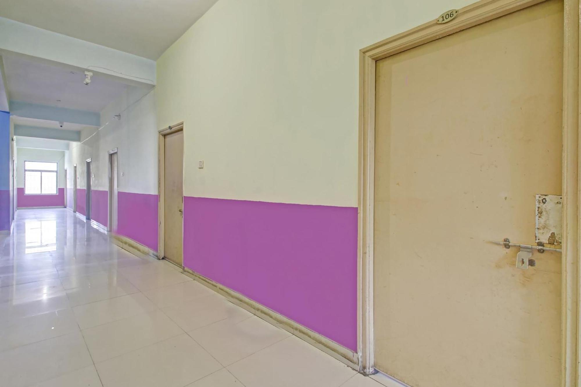 Hotel O Satya Inn Karimnagar Eksteriør billede